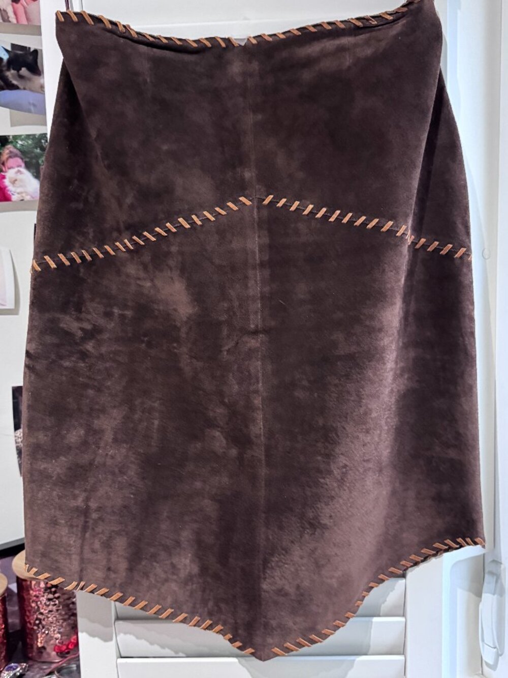 π₯ HOST PICK X 2π₯ π€ Vintage Tristan & Iseut Suede Skirt | Quiet Luxury π€β¨ - Picture 12 of 16